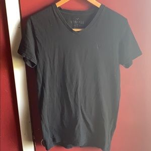 Black American Eagle Vintage V-Neck Tee (X-Small)